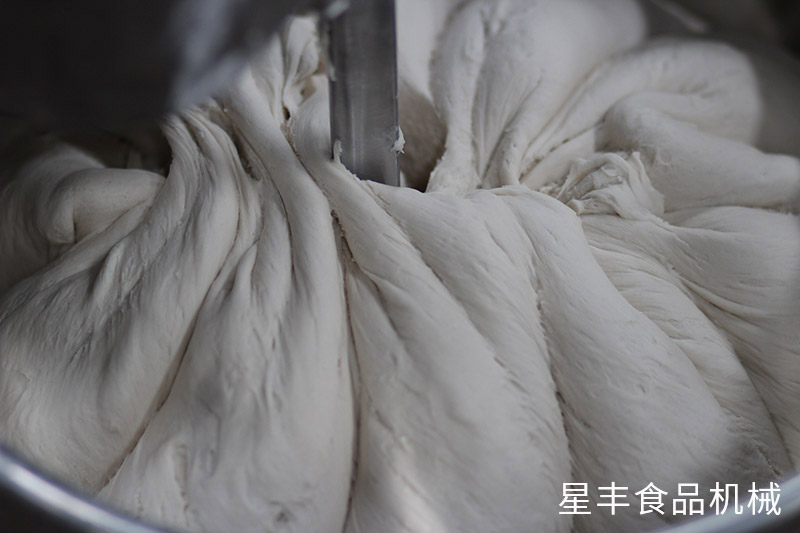 星豐食品機械穩(wěn)定性能好的和面機